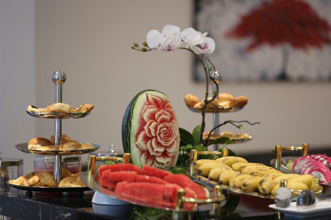 Clivia Hotel & Suite Дананг Экстерьер фото
