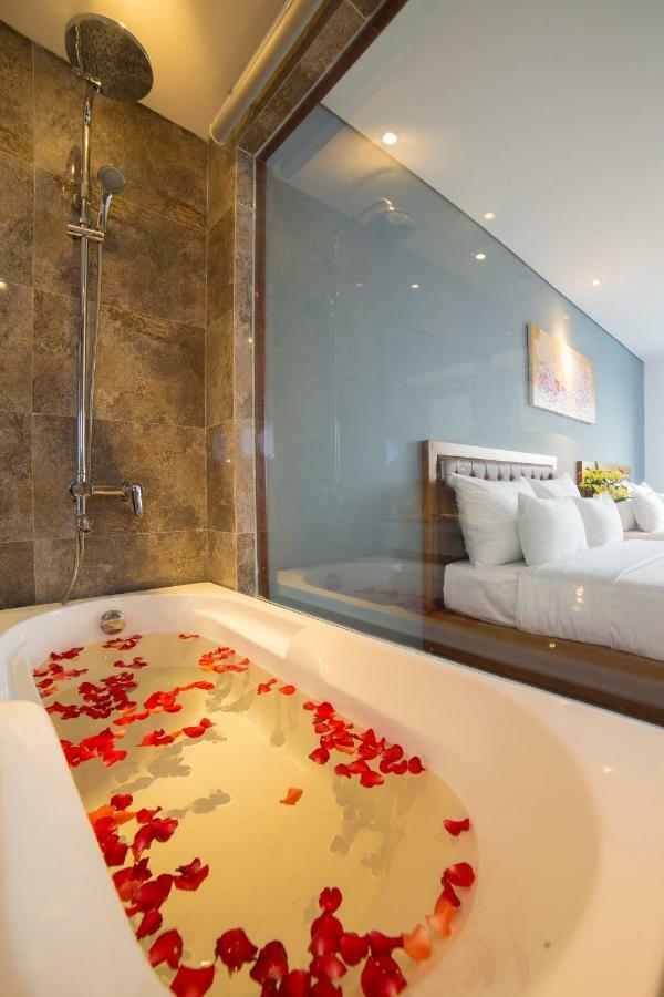 Clivia Hotel & Suite Дананг Экстерьер фото