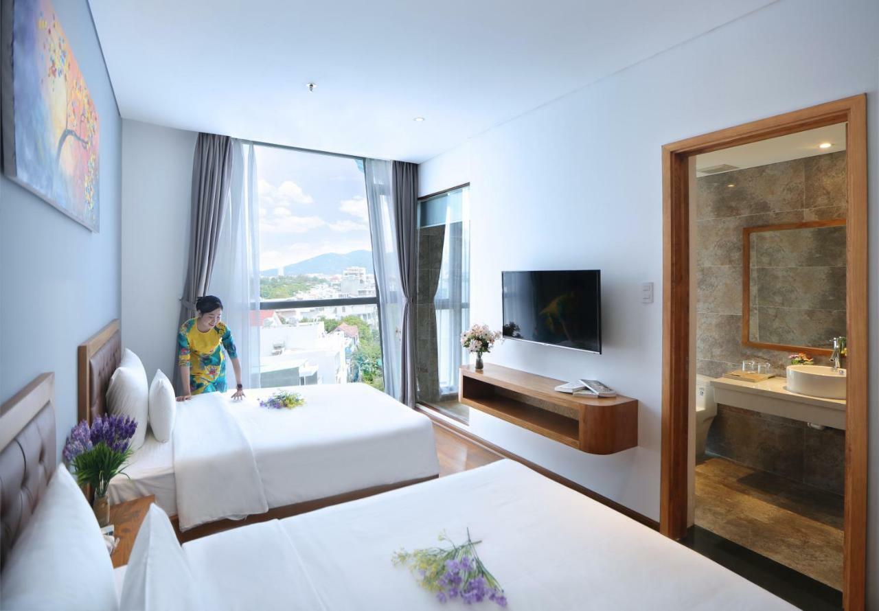 Clivia Hotel & Suite Дананг Экстерьер фото